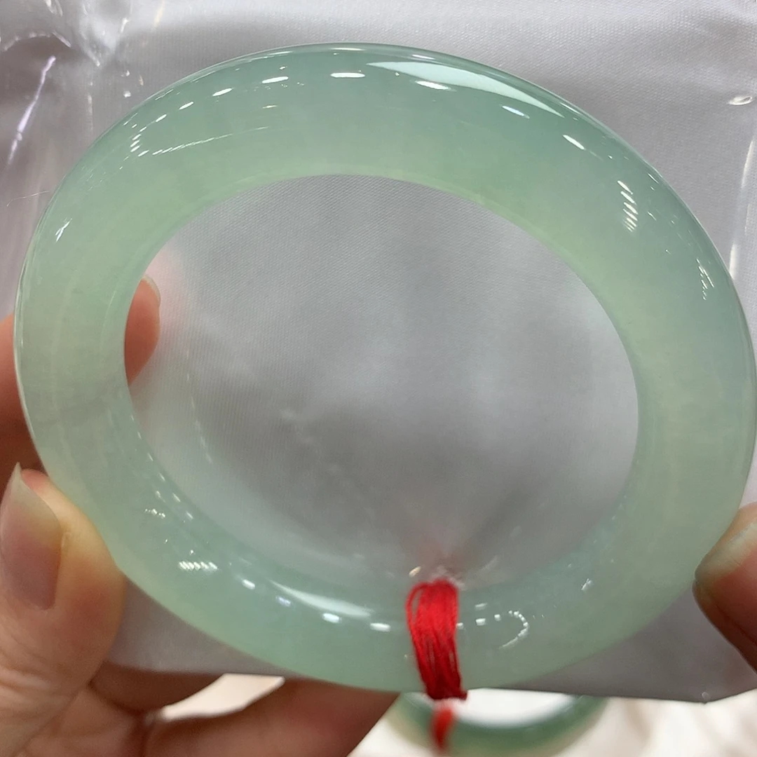 翡翠未镶嵌手镯57.8圆条