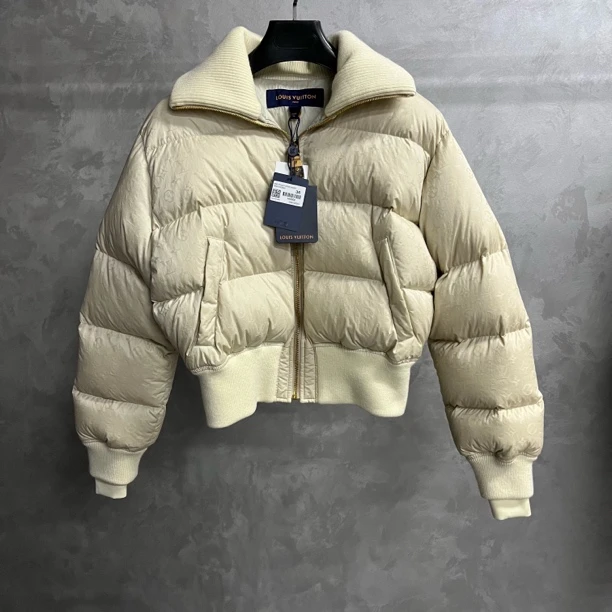 99新 LouisVuitton/路易威登 米白色纯色翻领拉链短款夹克外套/3