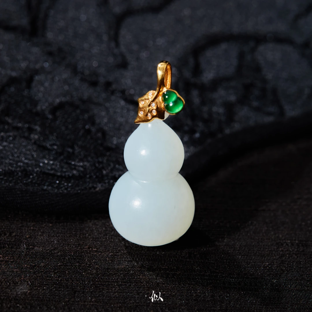 【灵葫】·似梓珠宝· 18k双葫芦吊坠  SZCC3090008