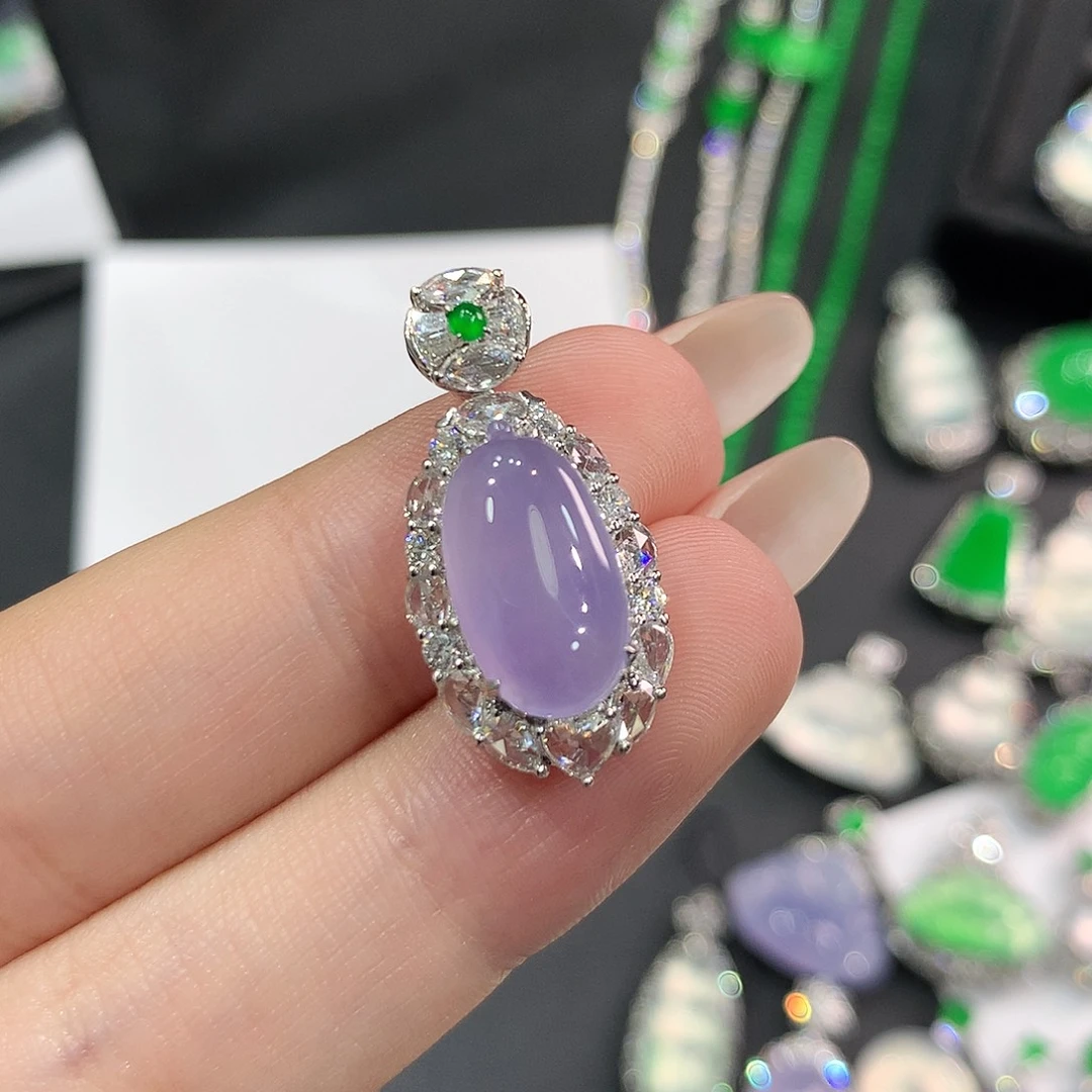 翡翠18K金镶嵌颈饰正冰起光粉紫福瓜 48小时鉴赏期