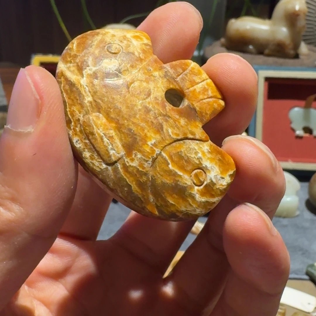 江***南未镶嵌软玉挂件软玉