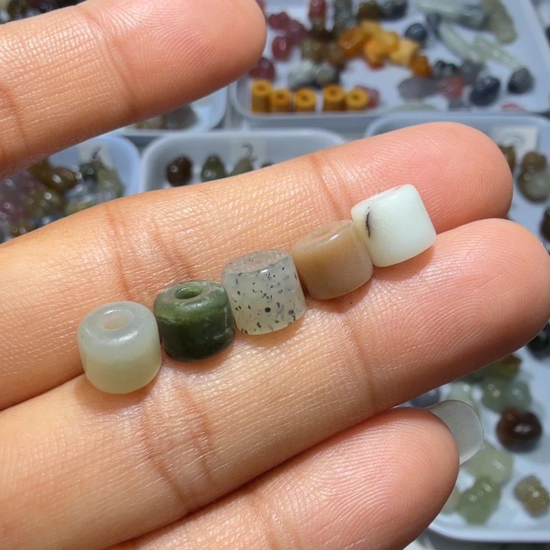 和田玉未镶嵌珠宝奇石卡7.5