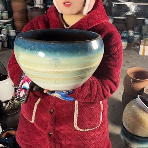 口30高19瑕疵盆子。