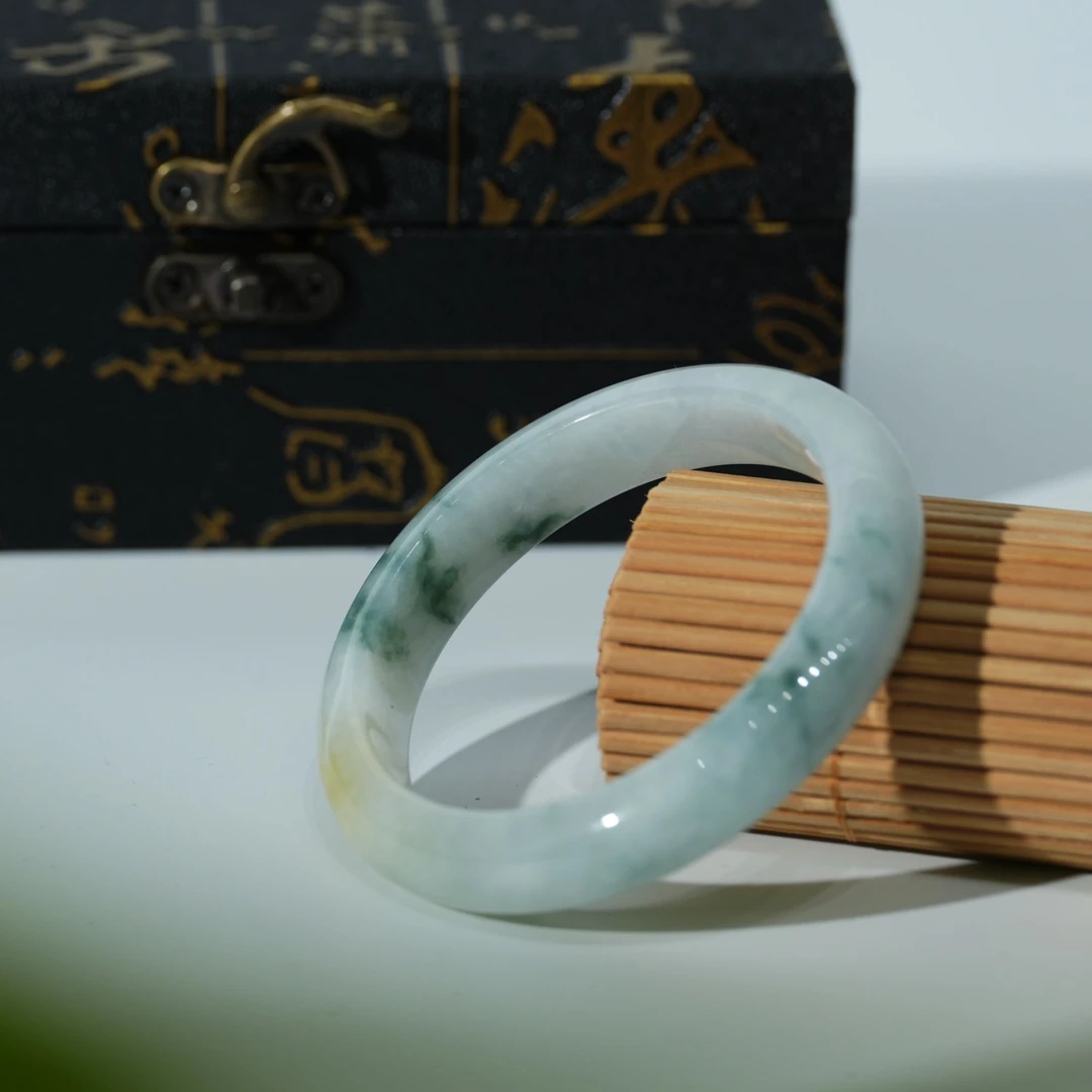 黄绿白翡翠手镯 YU313