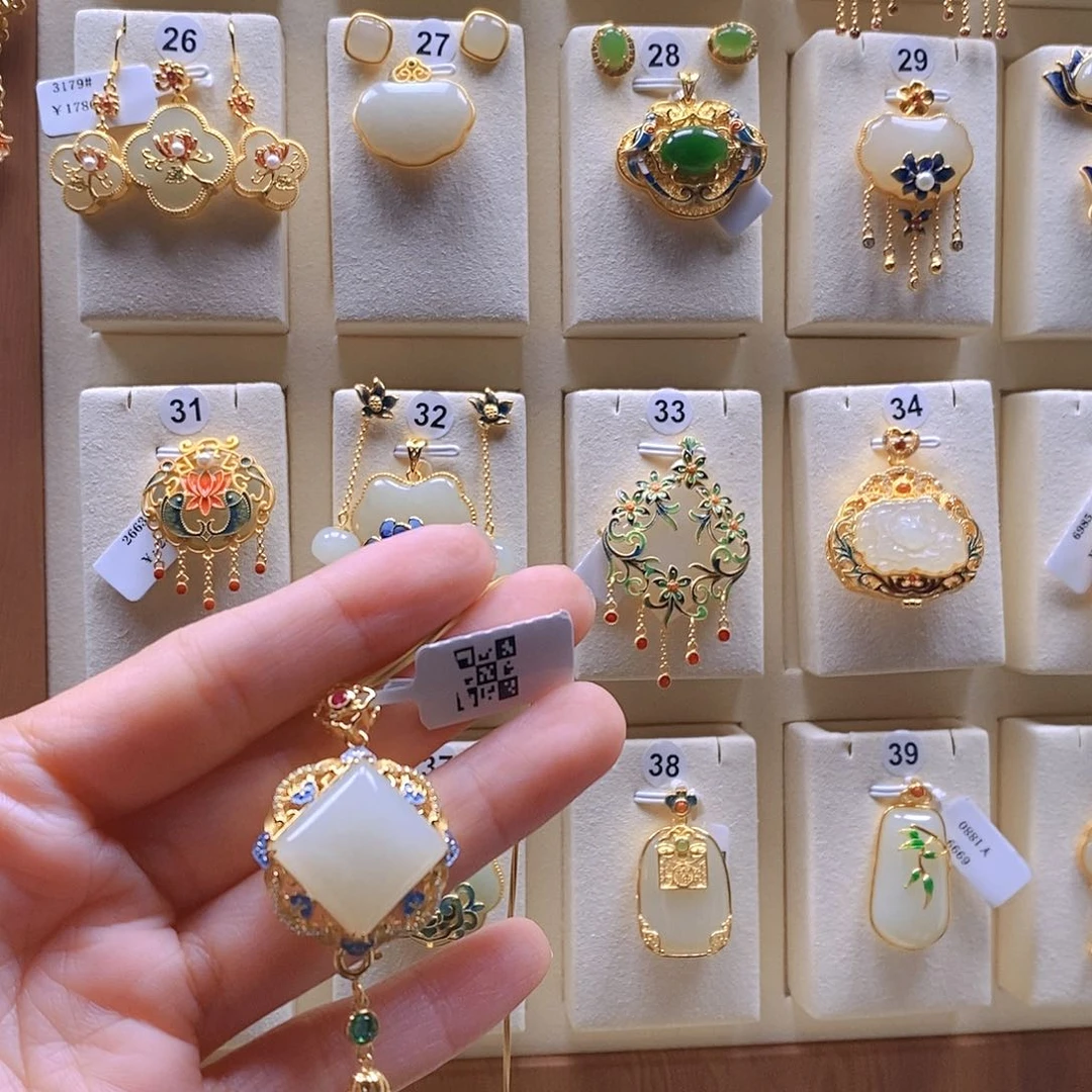 和田玉颈饰银S925镶嵌