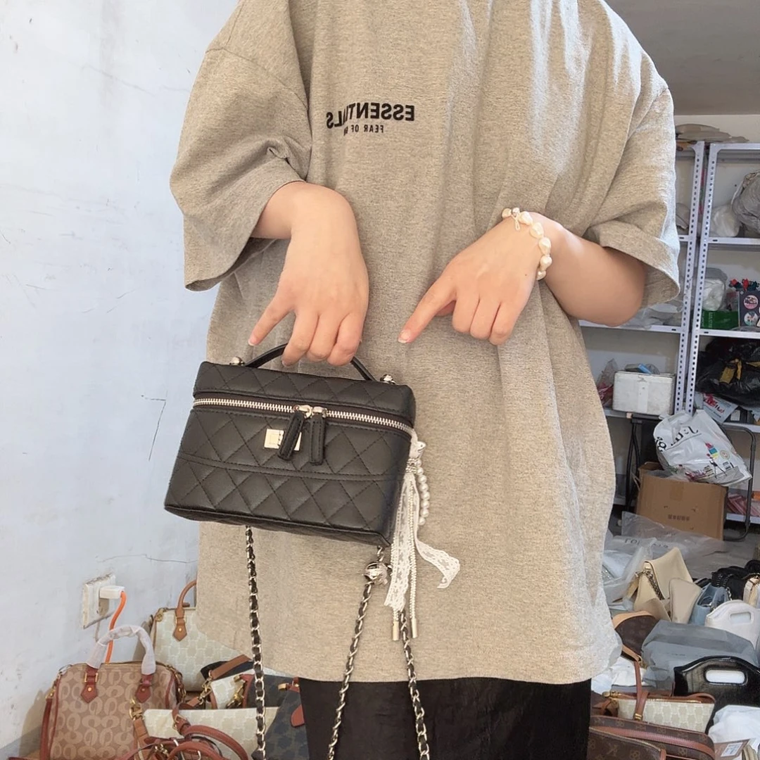 牛皮（革）小香饭盒黑色