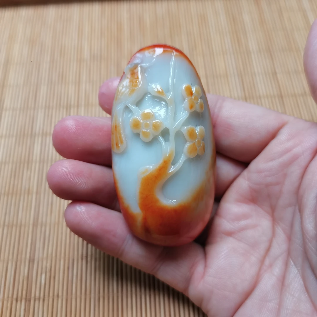新疆和田玉喜上眉梢102克