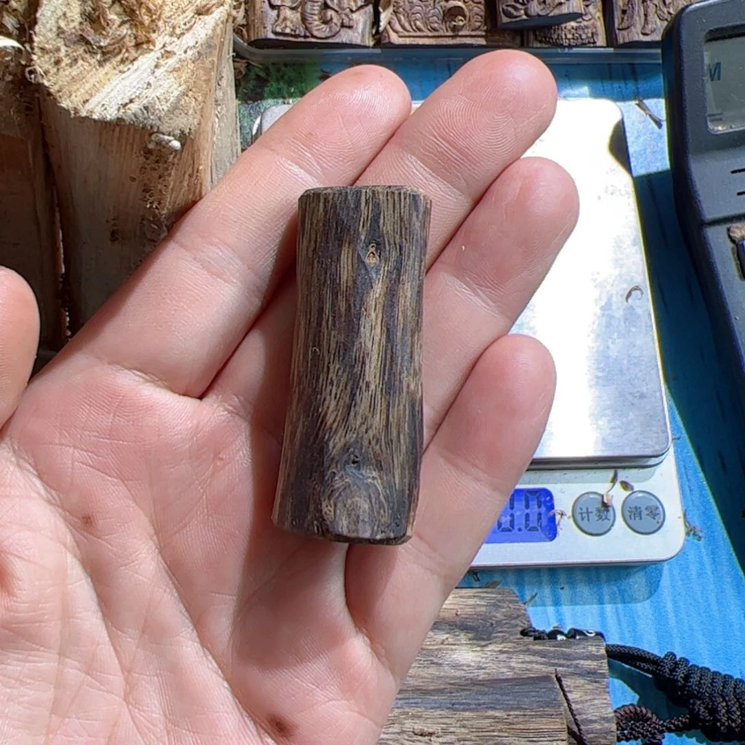 沉香吊坠白棋素牌7.2克