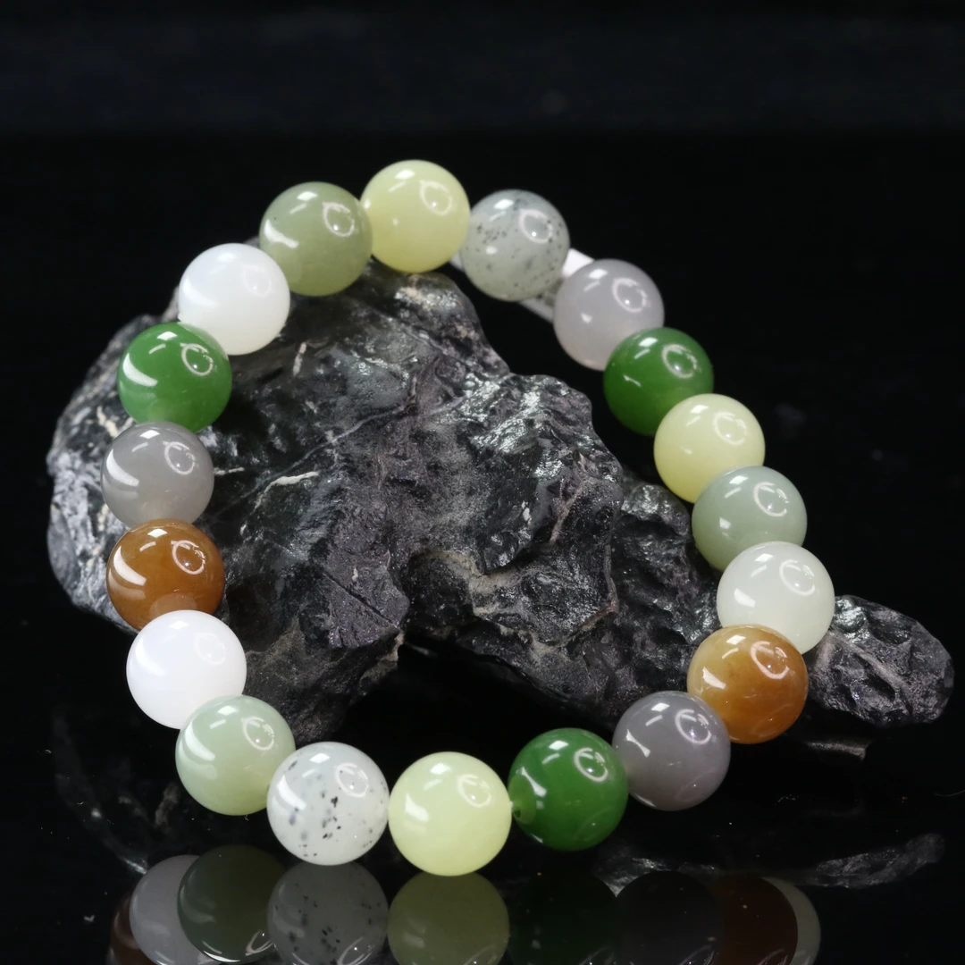 17和田玉手串/300245保利厦门拍卖