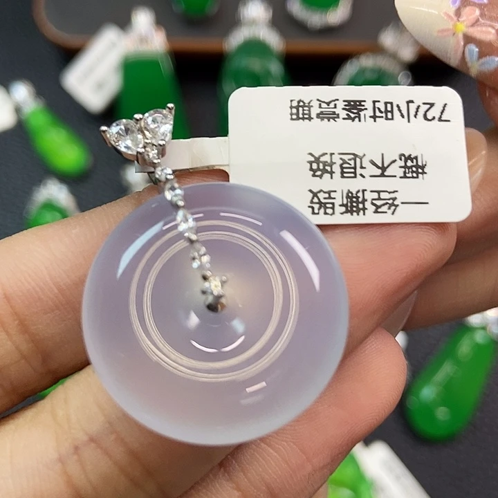 玛瑙/玉髓银S925镶嵌颈饰少女心事平安扣