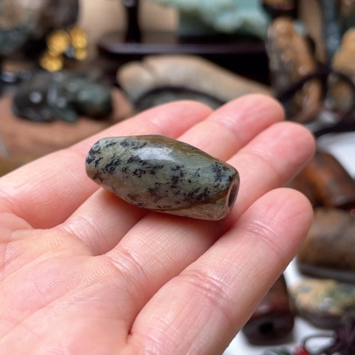 岫岩河磨玉（透闪石质玉）挂件未镶嵌