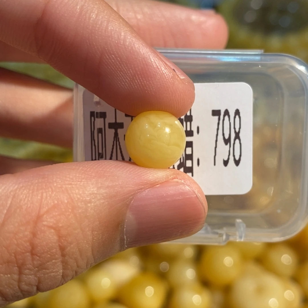 琥珀未镶嵌珠宝奇石798