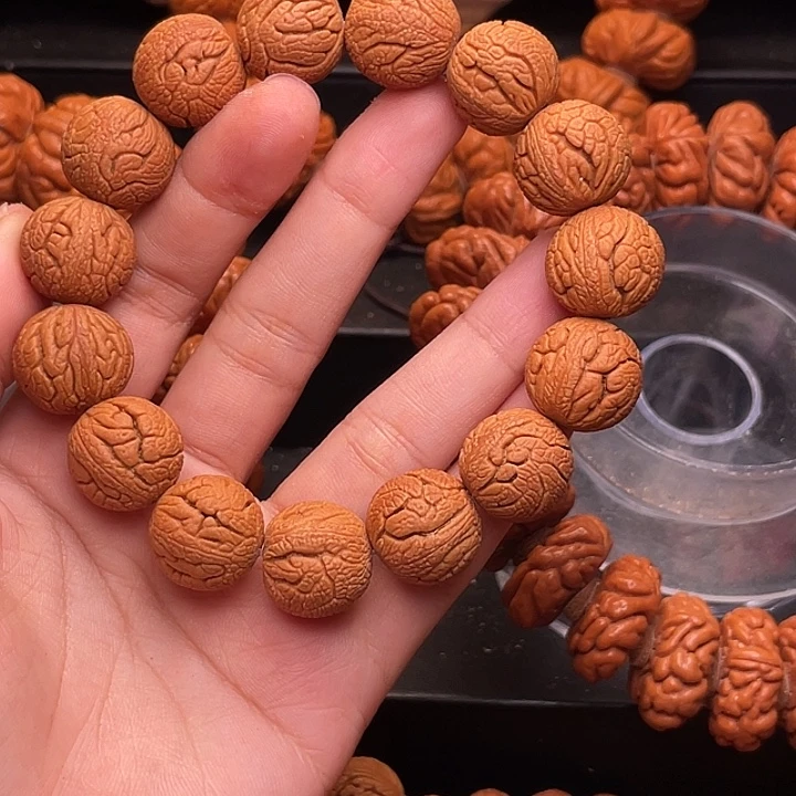 手串桃核金丝龙珠1.6