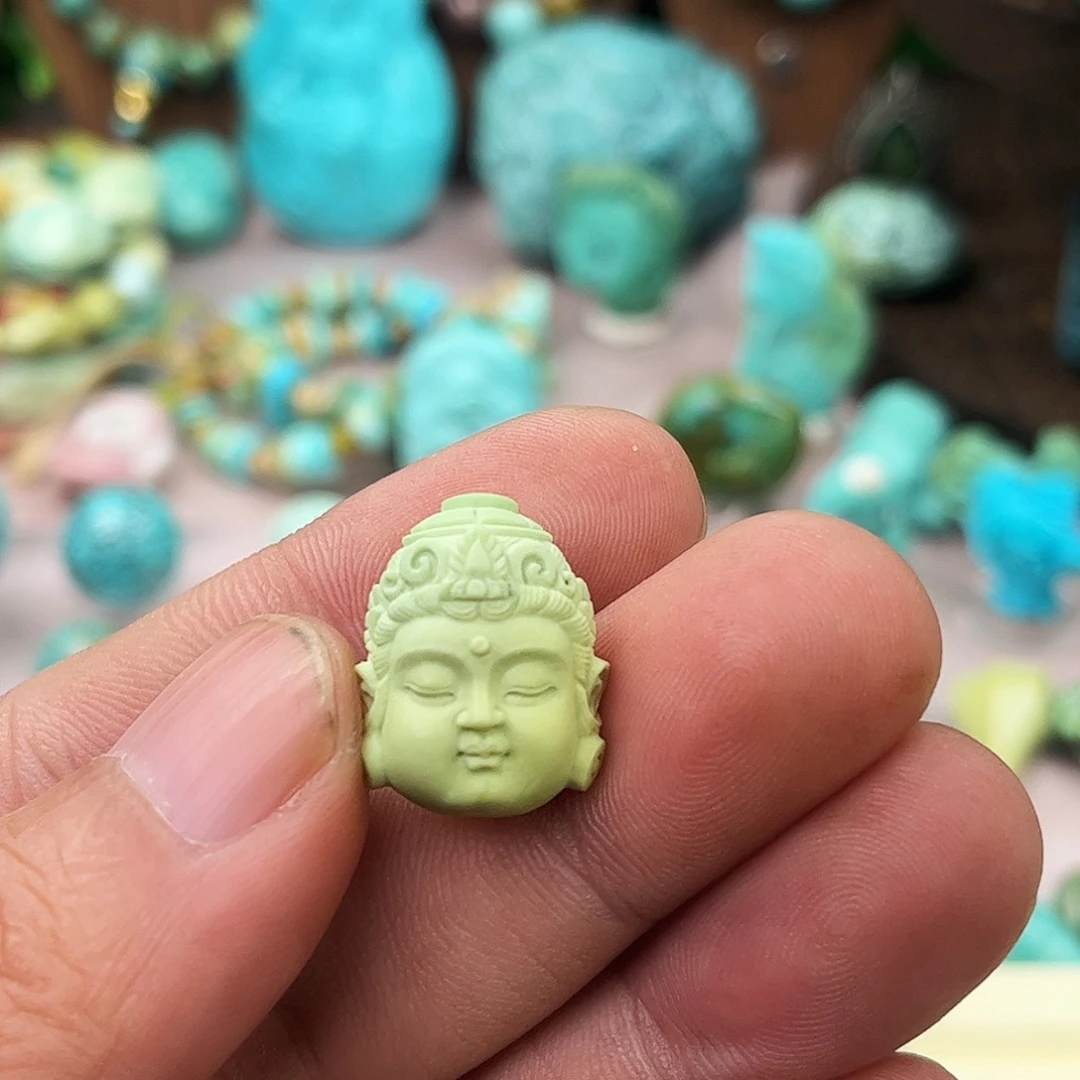 四***季绿松石未镶嵌原矿绿松石