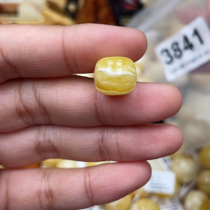 蜜蜡未镶嵌珠宝奇石划痕12.7一线天