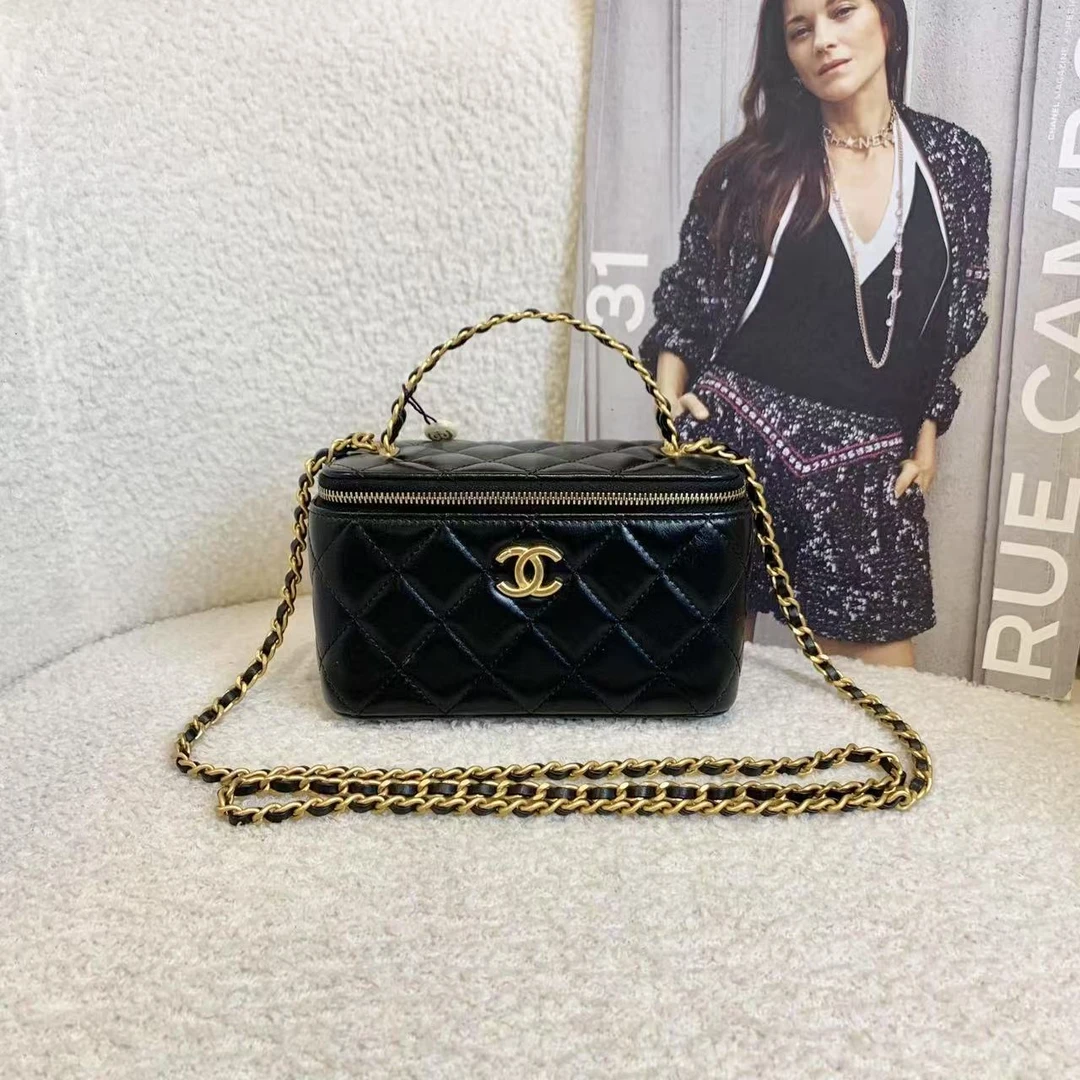 99新 Chanel/香奈儿 壹臻/23A黑金镂空字母手柄长盒子 19356983