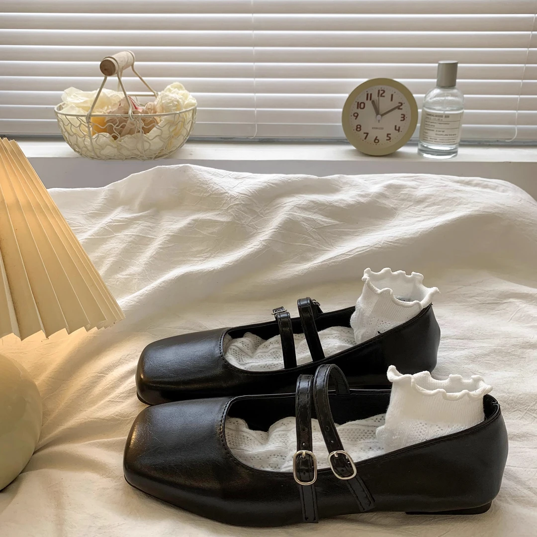 黑色方头法式小皮鞋女2025秋季新款百搭复古英伦风平底玛丽珍鞋子