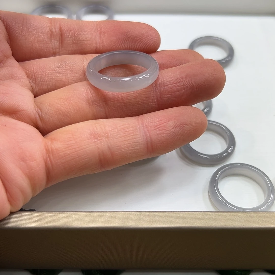 和田玉戒指颜色多样性发货拍一发一银S925镶嵌美**瑕