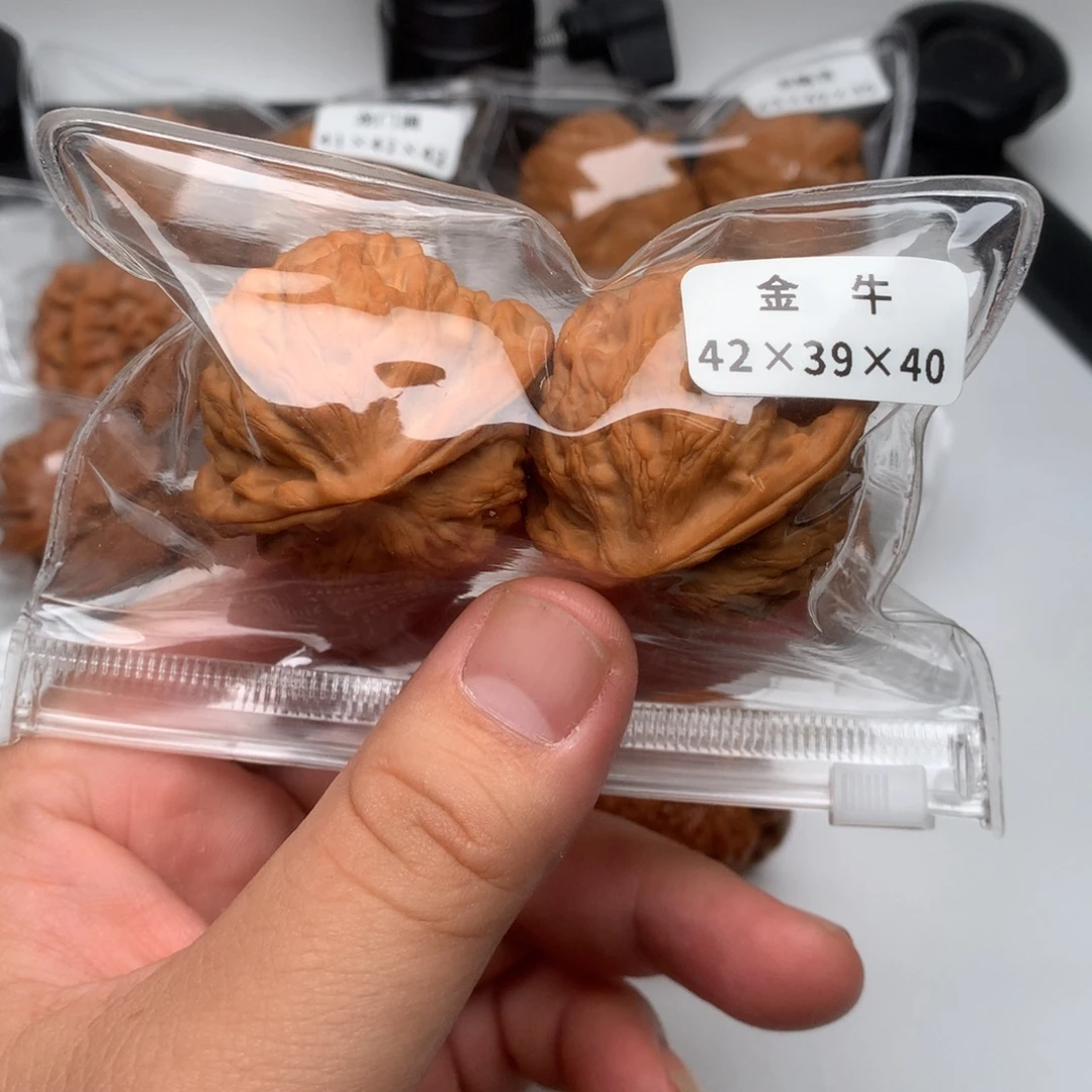 吊坠文玩核桃金牛