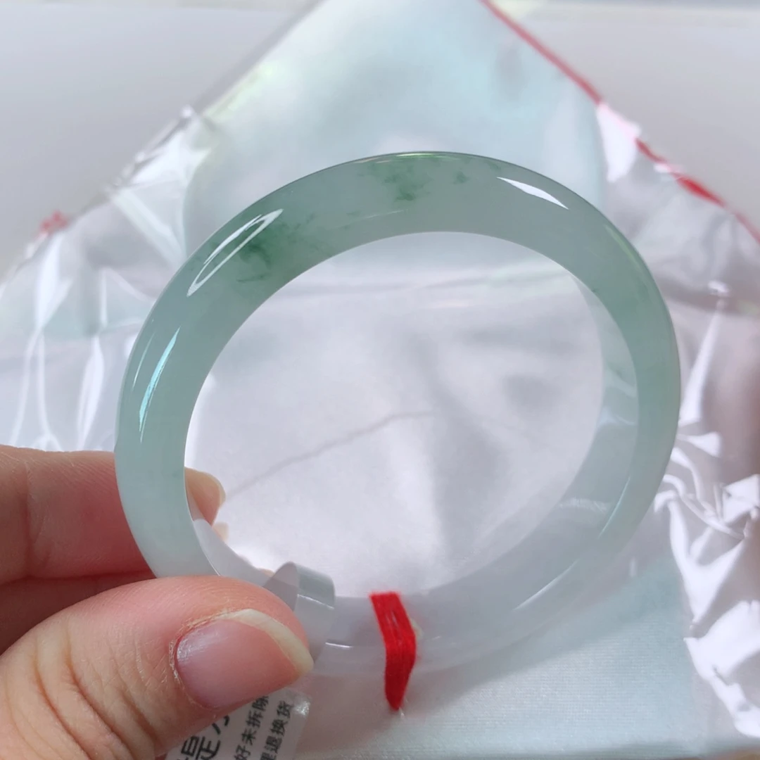 未镶嵌手镯翡翠240