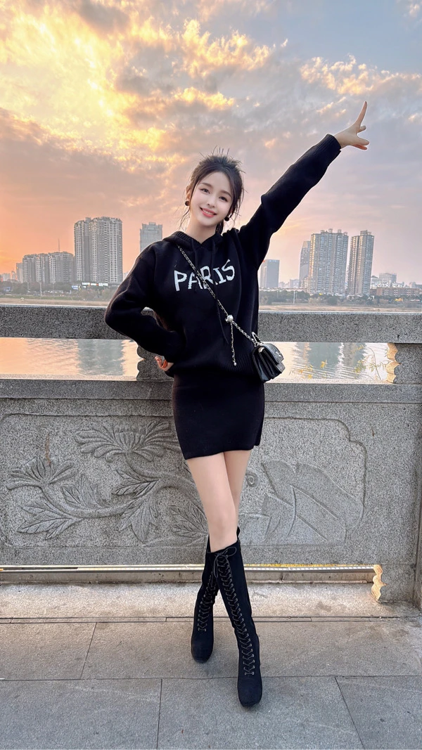 高级感韩系甜妹连帽字母提花加厚针织韩版两件套装