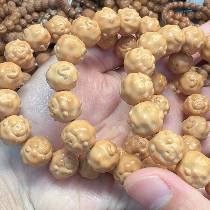 13左右小羊羊手串单圈