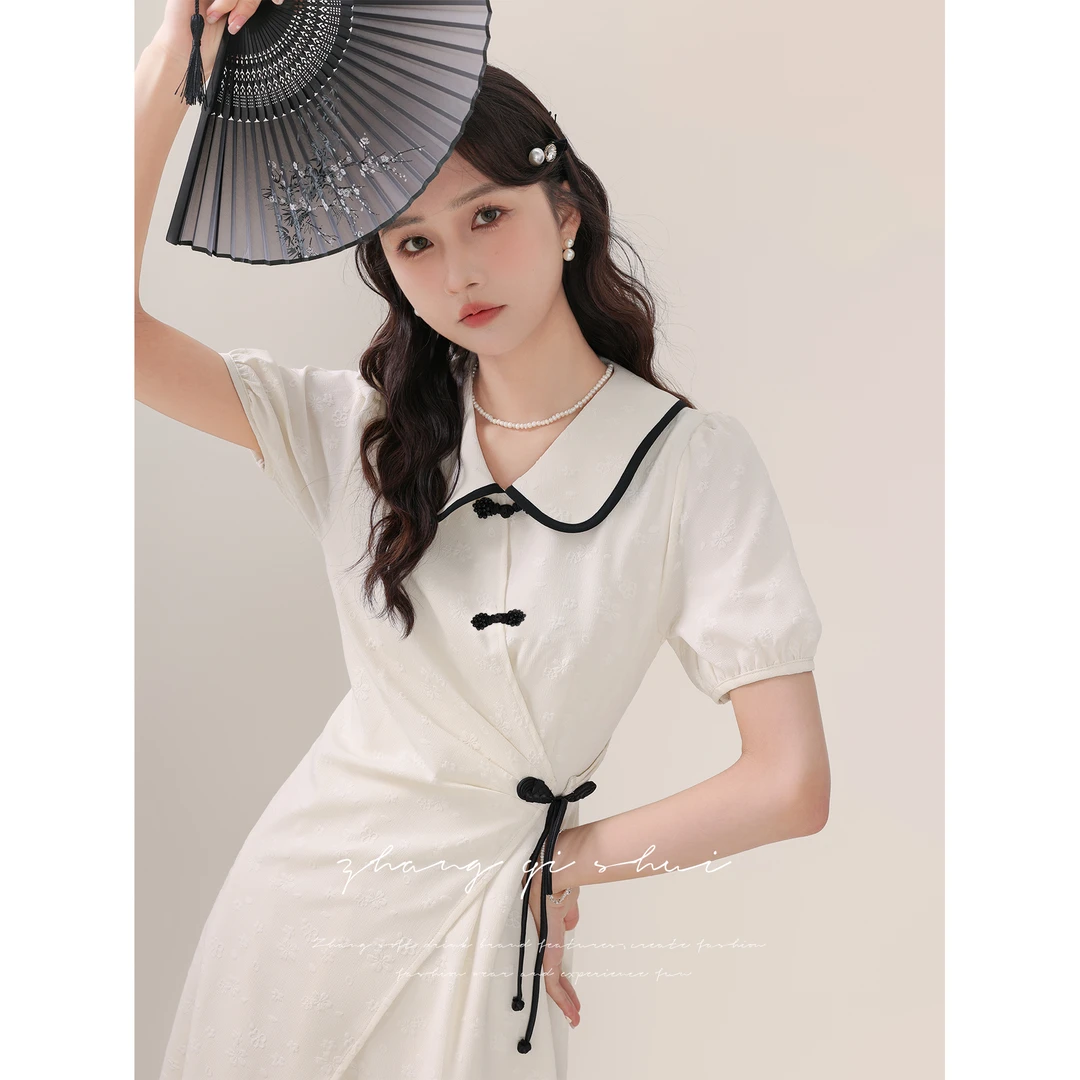 张汽水《国风少女》杏色新中式温柔气质收腰显瘦连衣裙LZQS04398