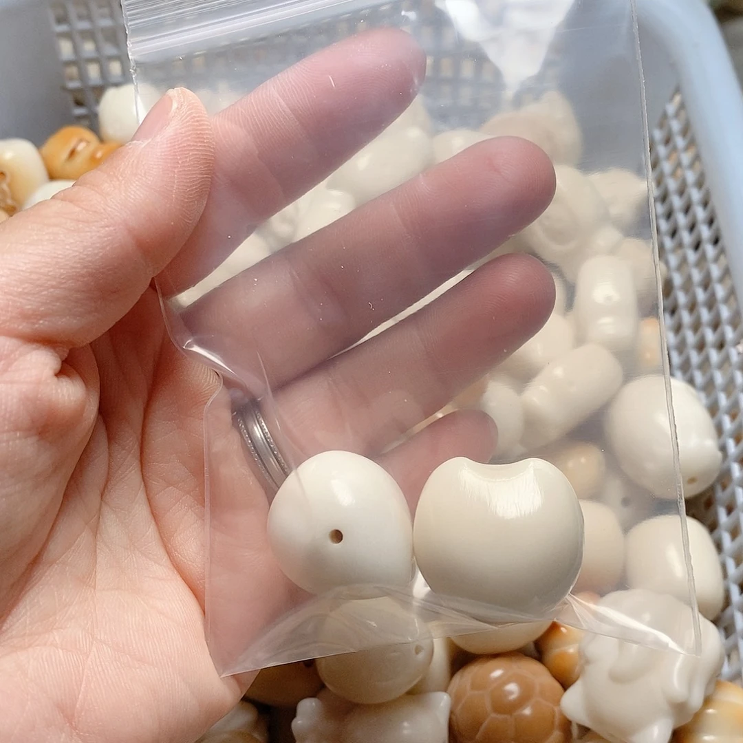 菩提根/象牙果吊坠E***n微微微瑕疵月亮