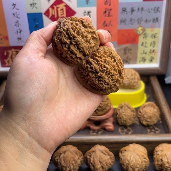 把件文玩核桃全品断齿满天星