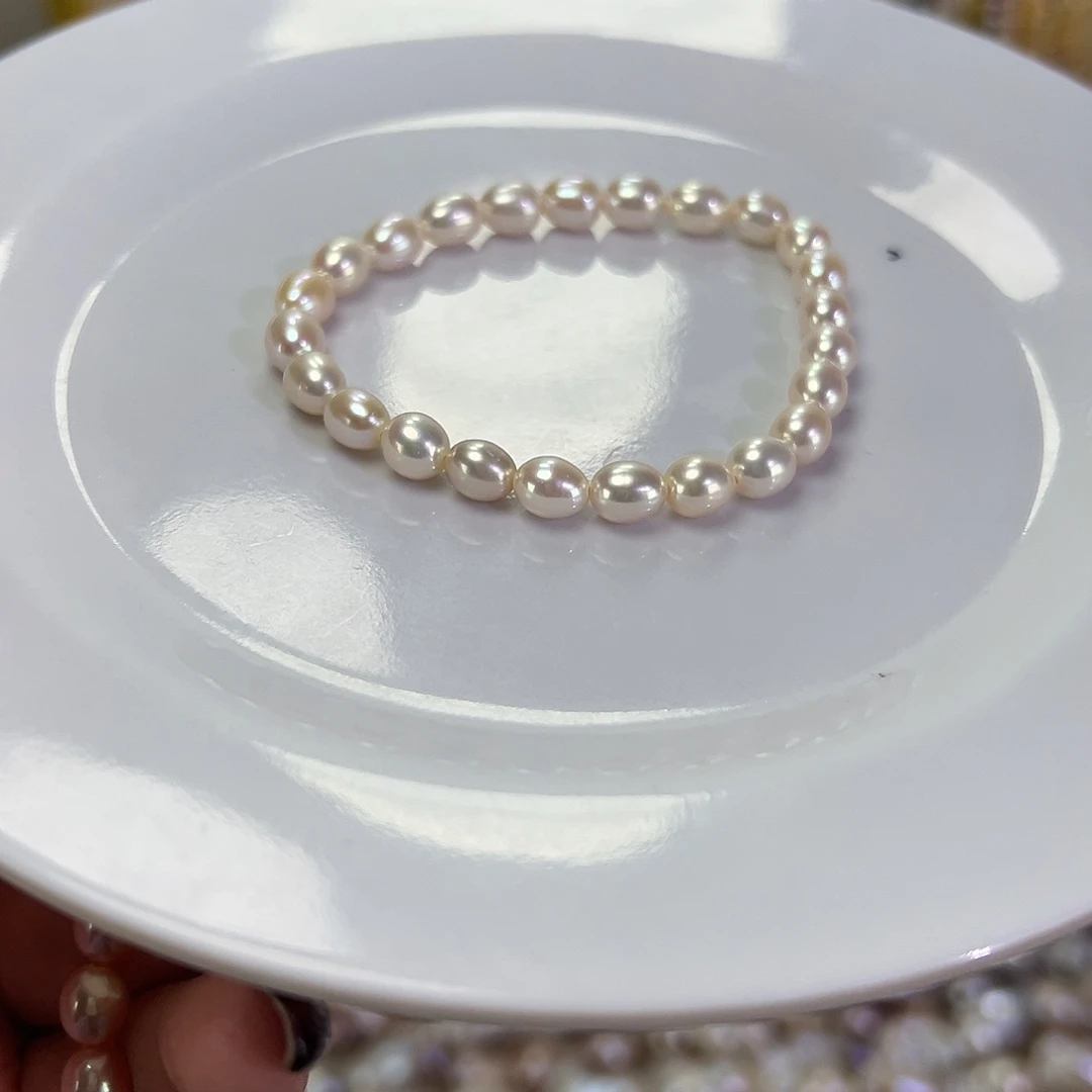 钛钢淡水珍珠手绳