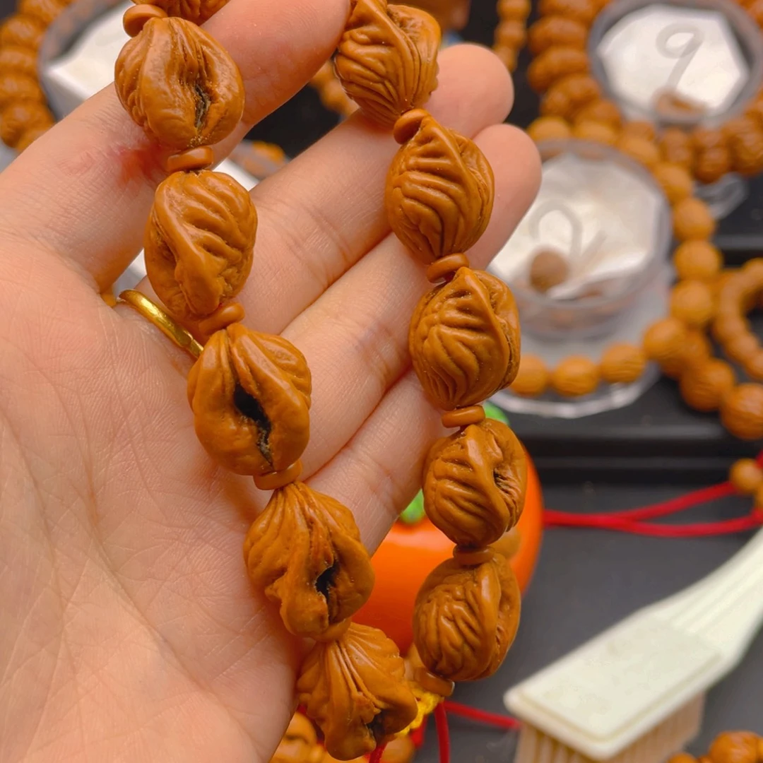 吊坠桃核3权权权权权