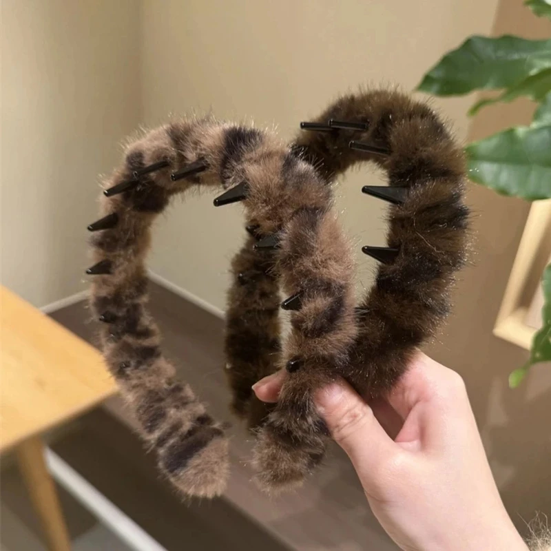 韩系气质复古豹纹带齿毛绒发箍女防滑洗脸发卡头箍2024年秋冬网红