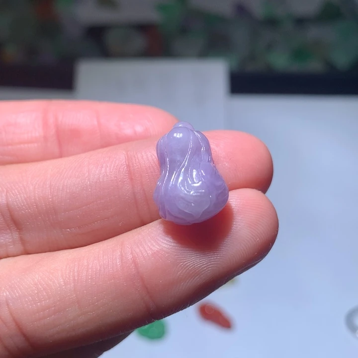 焱***焱翡翠未镶嵌颈饰挂件
