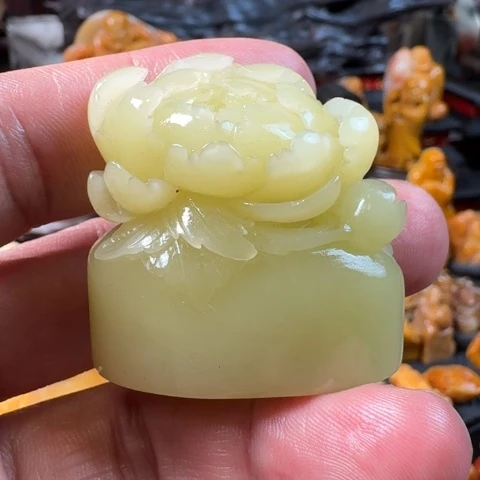 寿山石寿山艾叶绿