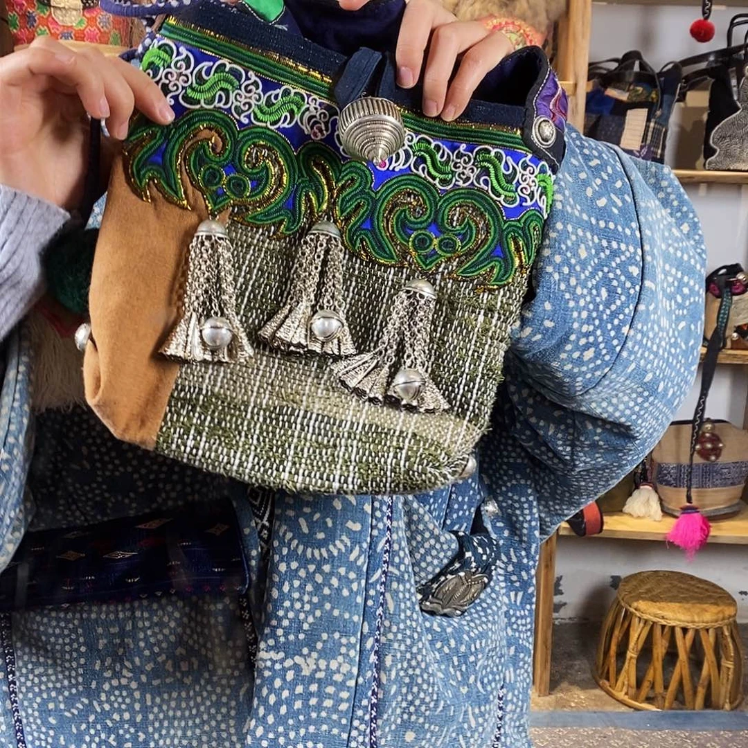 织绣手工制作包包