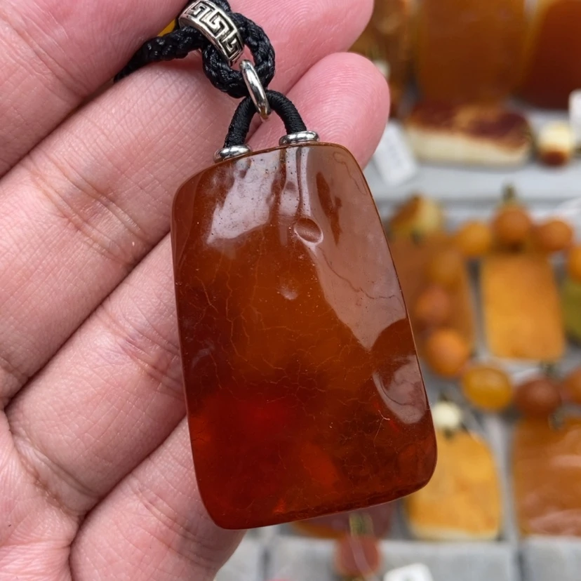 【闪购商品】未镶嵌颈饰琥珀