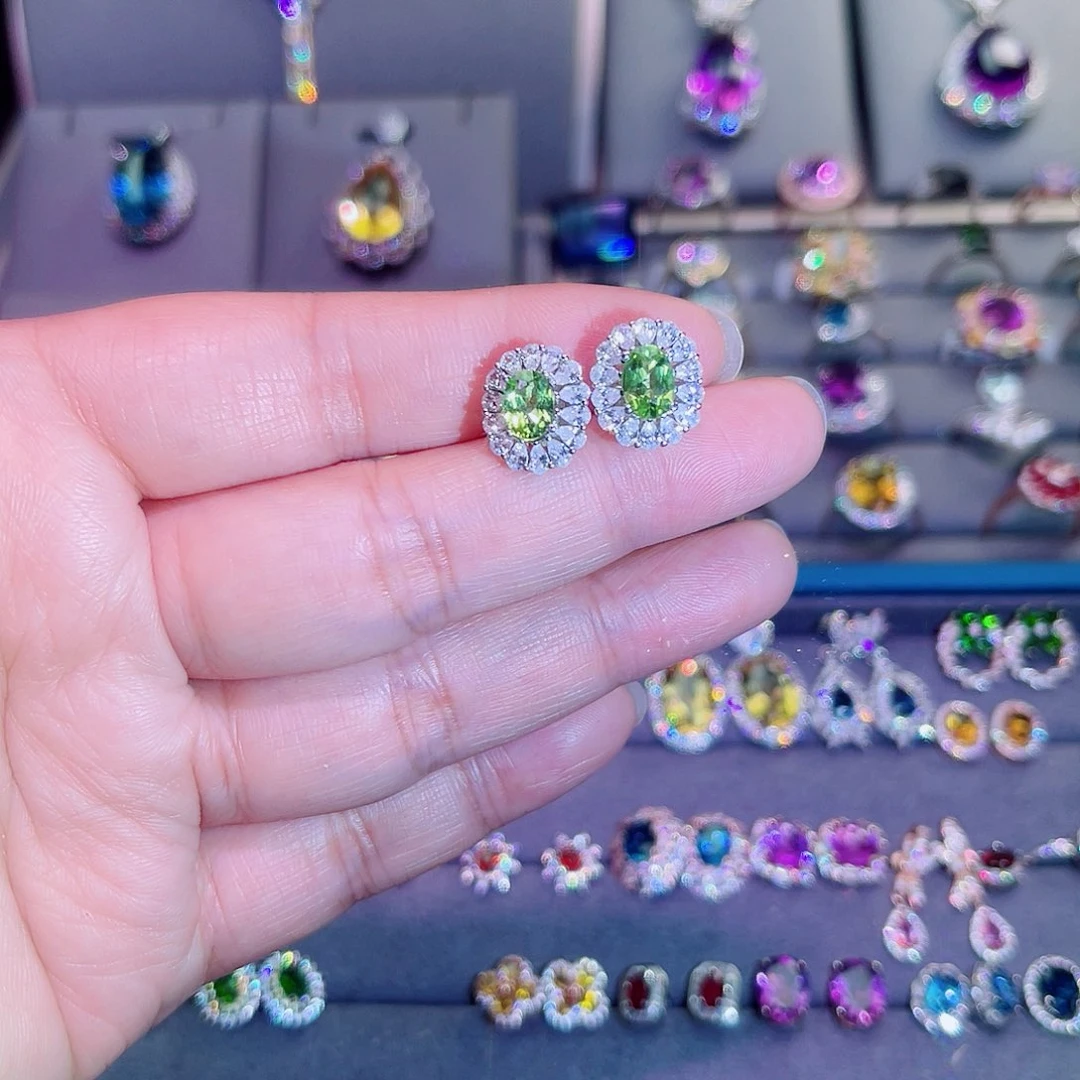 银S925镶嵌耳饰橄榄石