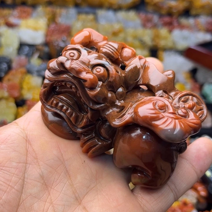 石英质玉（黄龙玉）未镶嵌颈饰