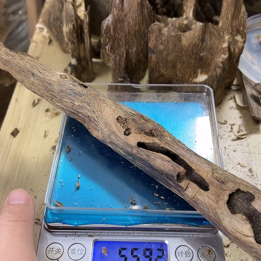 香料绿奇楠虫漏55克白棋