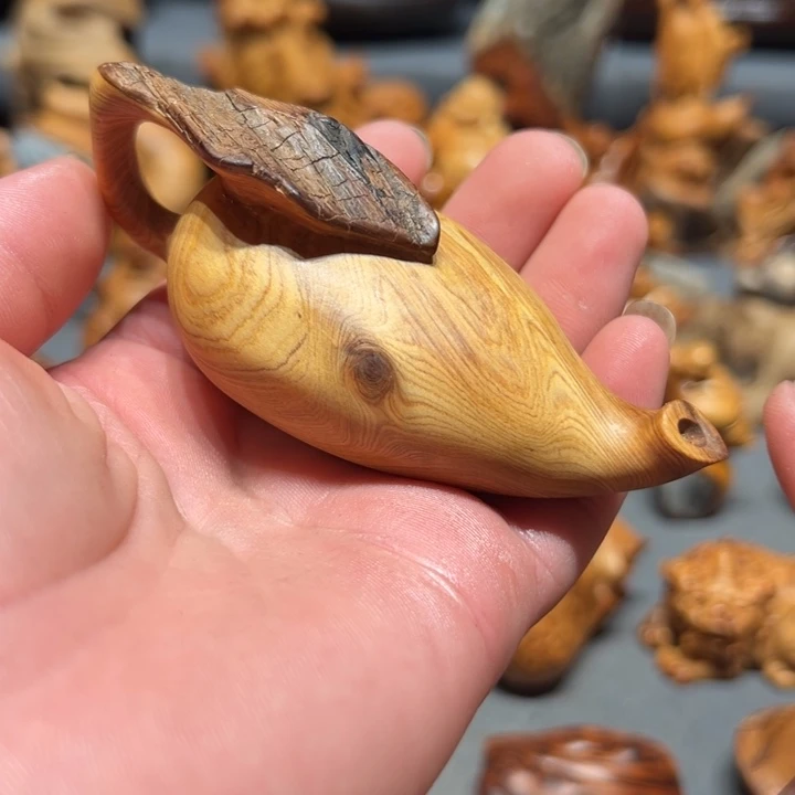 柏木（崖柏）点点关注