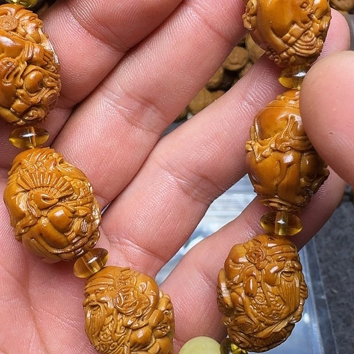 橄榄核手串你是谁