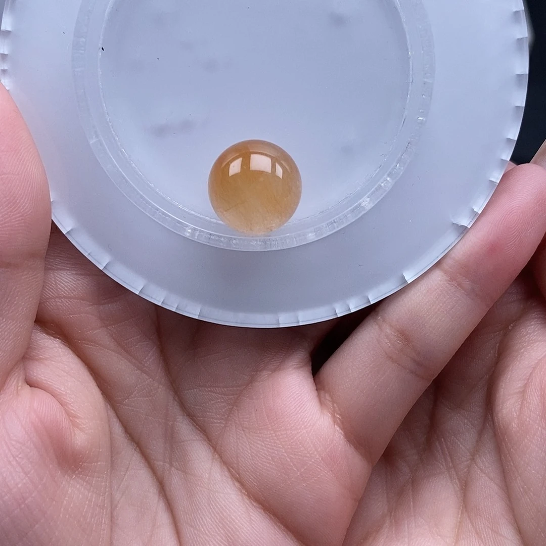 未镶嵌手链水晶瓶子
