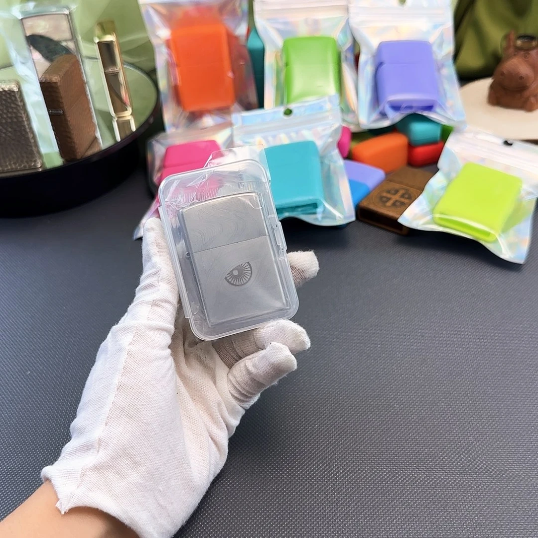 二手秋水煤油打火机