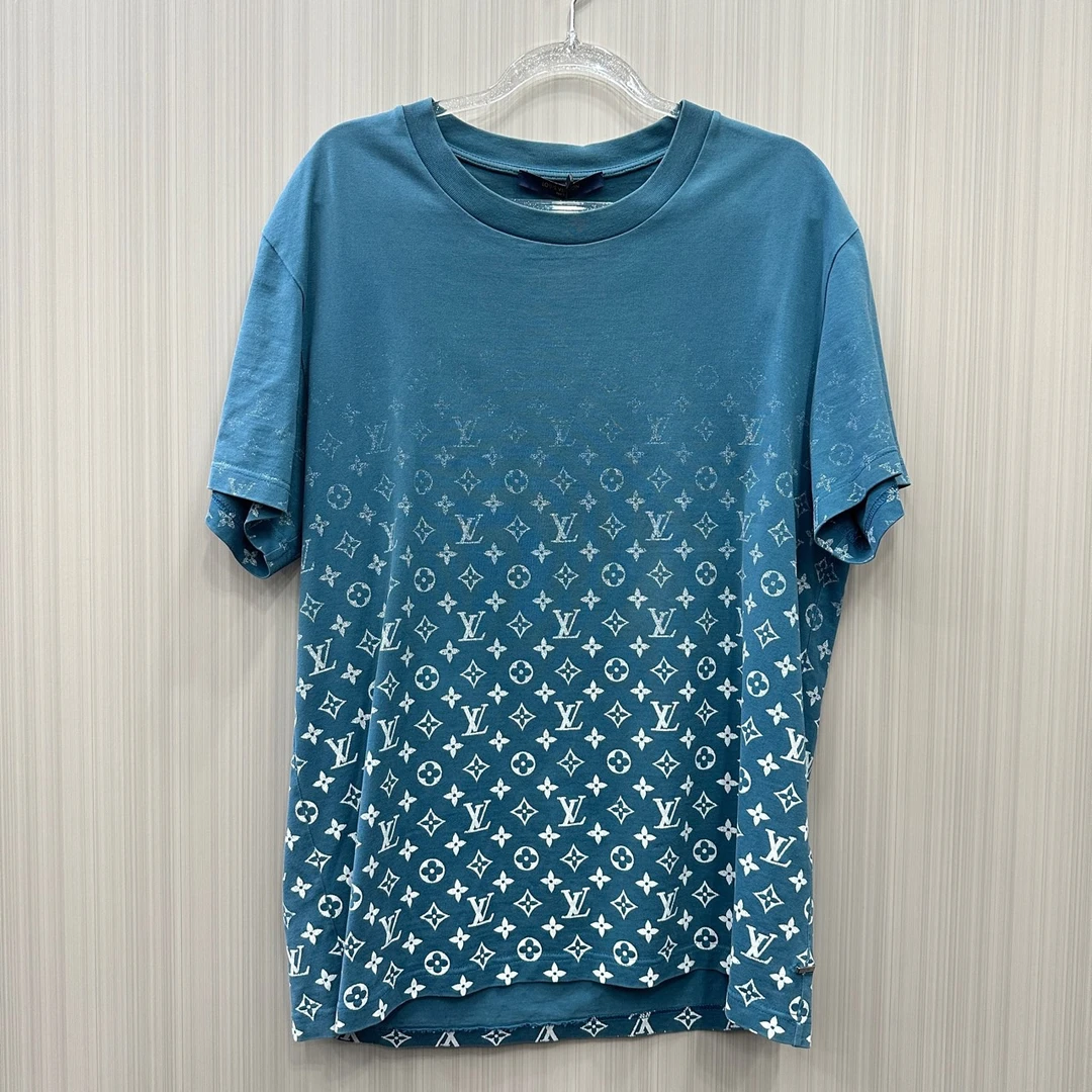 99新 LouisVuitton/路易威登 半满印蓝色短袖 尺码:L 10837