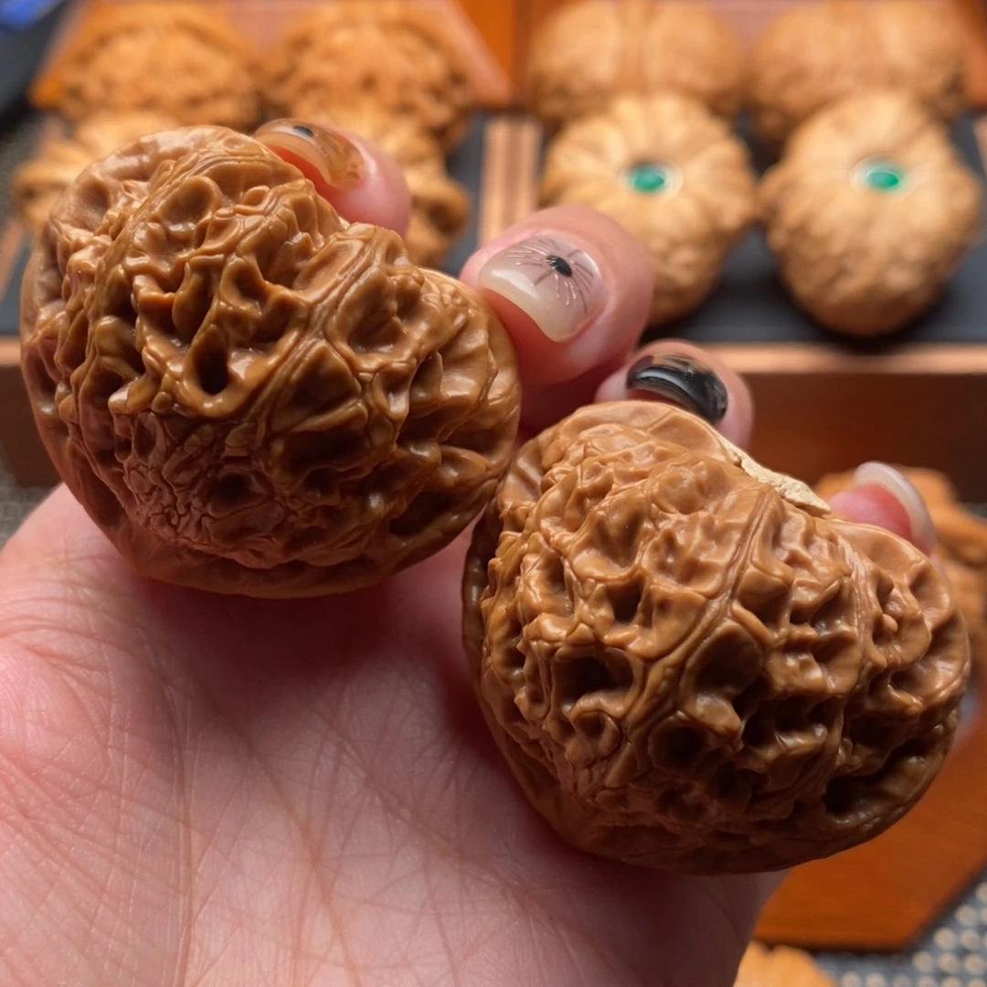 把件文玩核桃43尺寸桃心宫灯