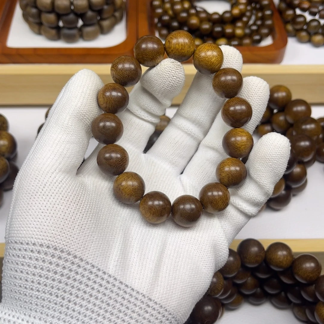 W***,手串沉香越南芽庄黄棋楠1.4