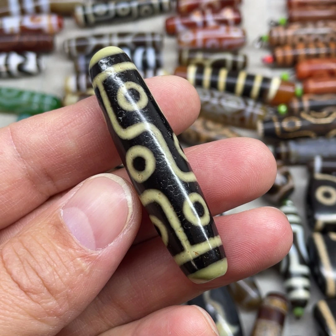 玛瑙/玉髓颈饰未镶嵌只****。