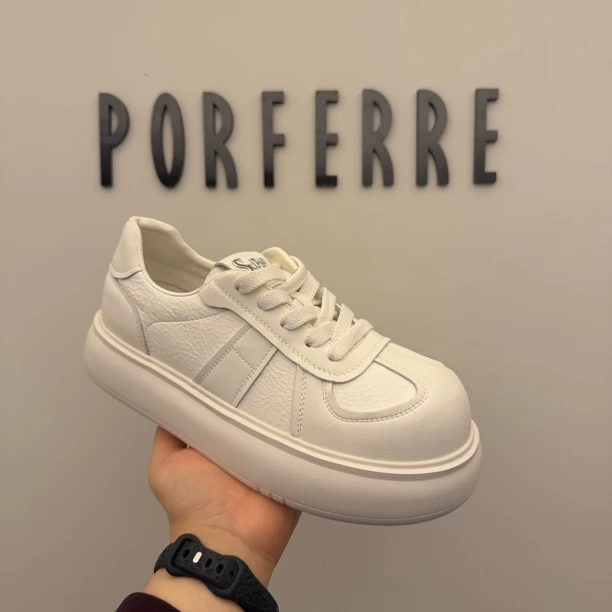 波斐女款卡皮巴拉小白鞋217