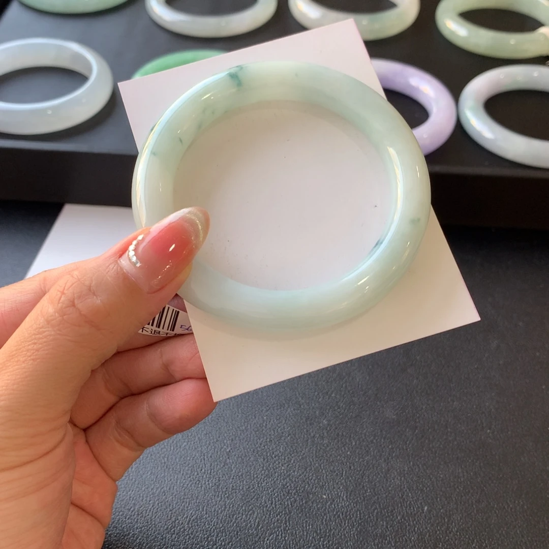 翡翠未镶嵌手镯56.4圆