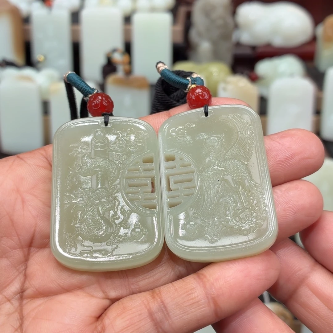 和田玉未镶嵌颈饰